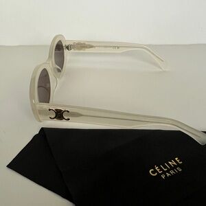 Triomphe Oval Sunglasses